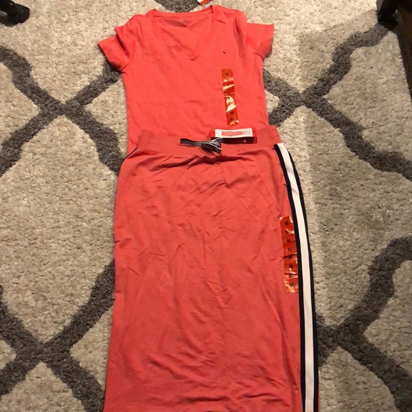 Tommy Hilfiger ladies shirt and skirt M